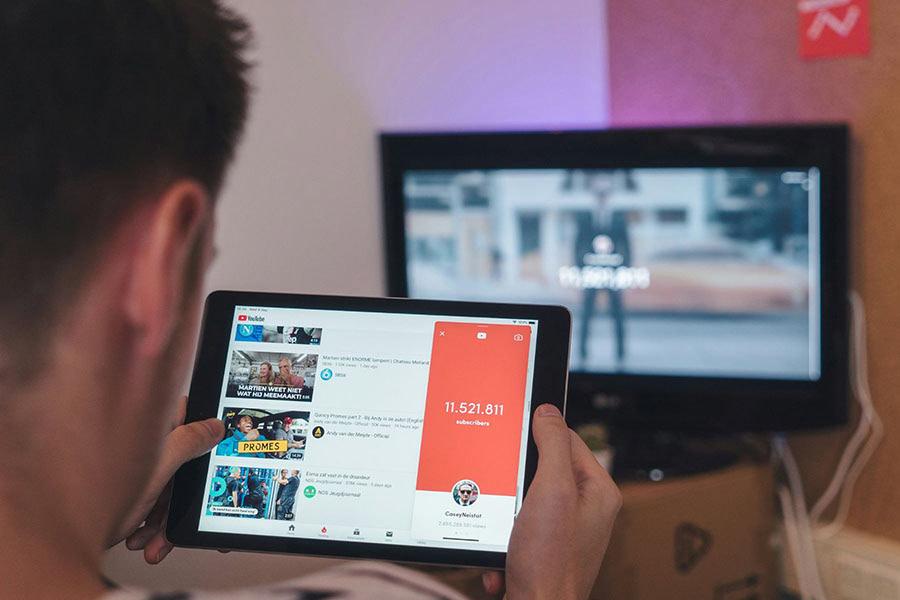 YouTube 2 2 YouTube 2
